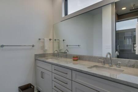 The Kora - Rooftop Luxury In Nashville'S Gulch Экстерьер фото